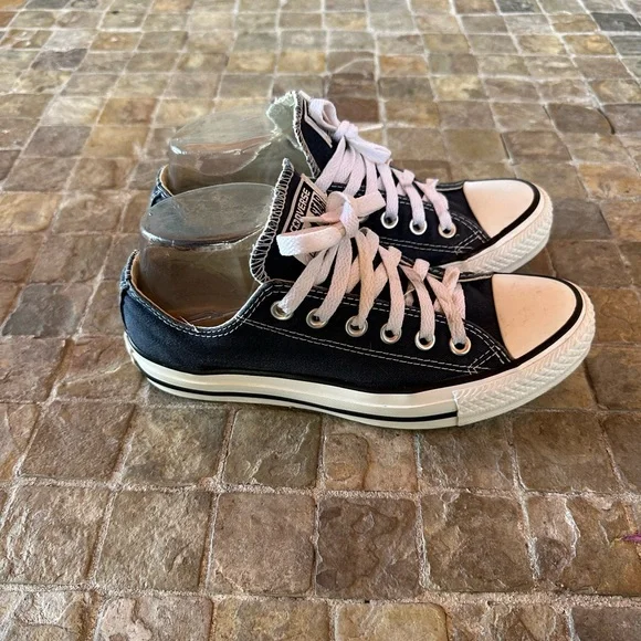 Converse navy and White Low Top Sneakers - Picture 5 of 10